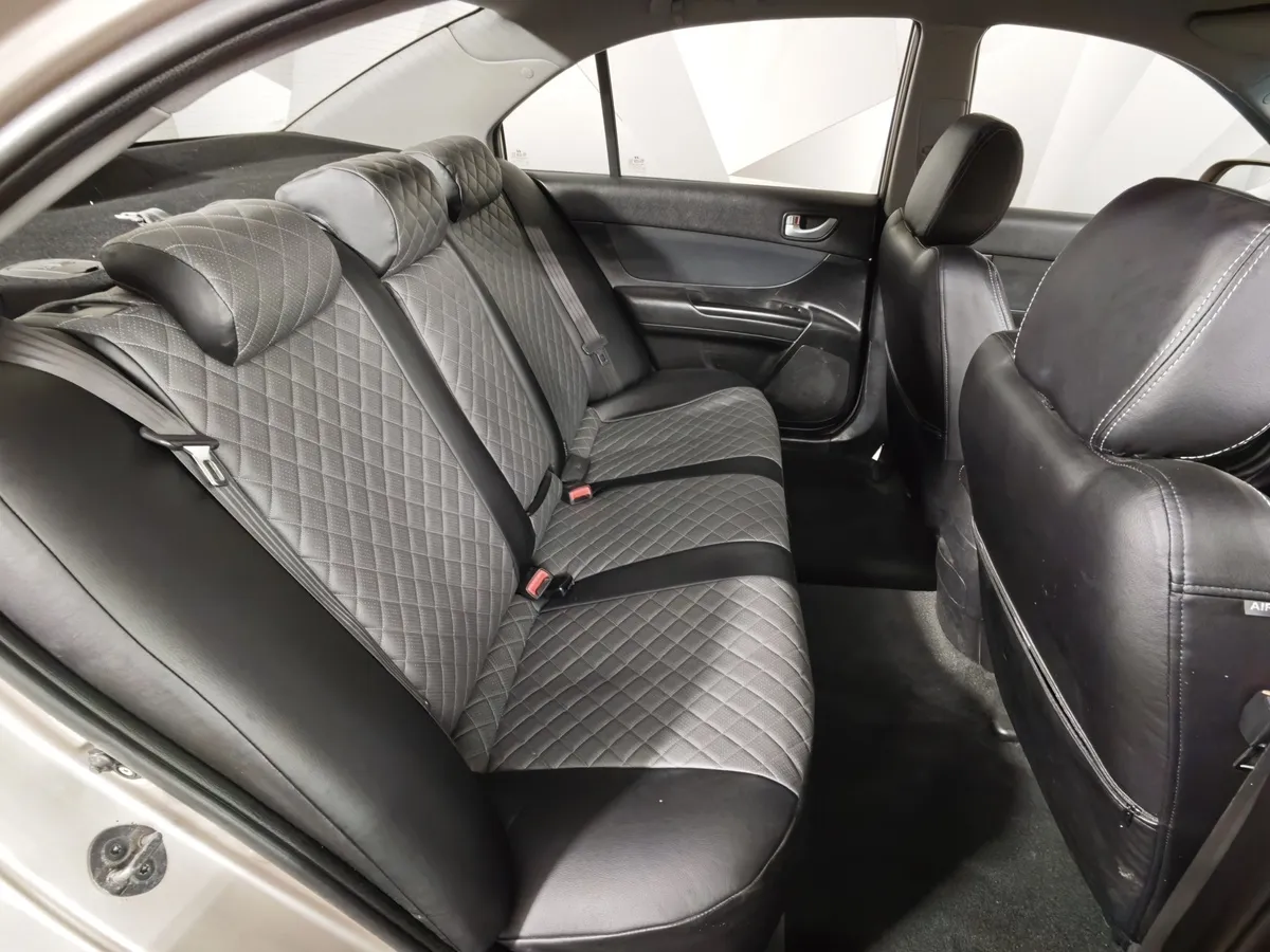 Hyundai Sonata 2.4 AT (174 л.с.) Бежевый в АВИЛОН. Слайд №16