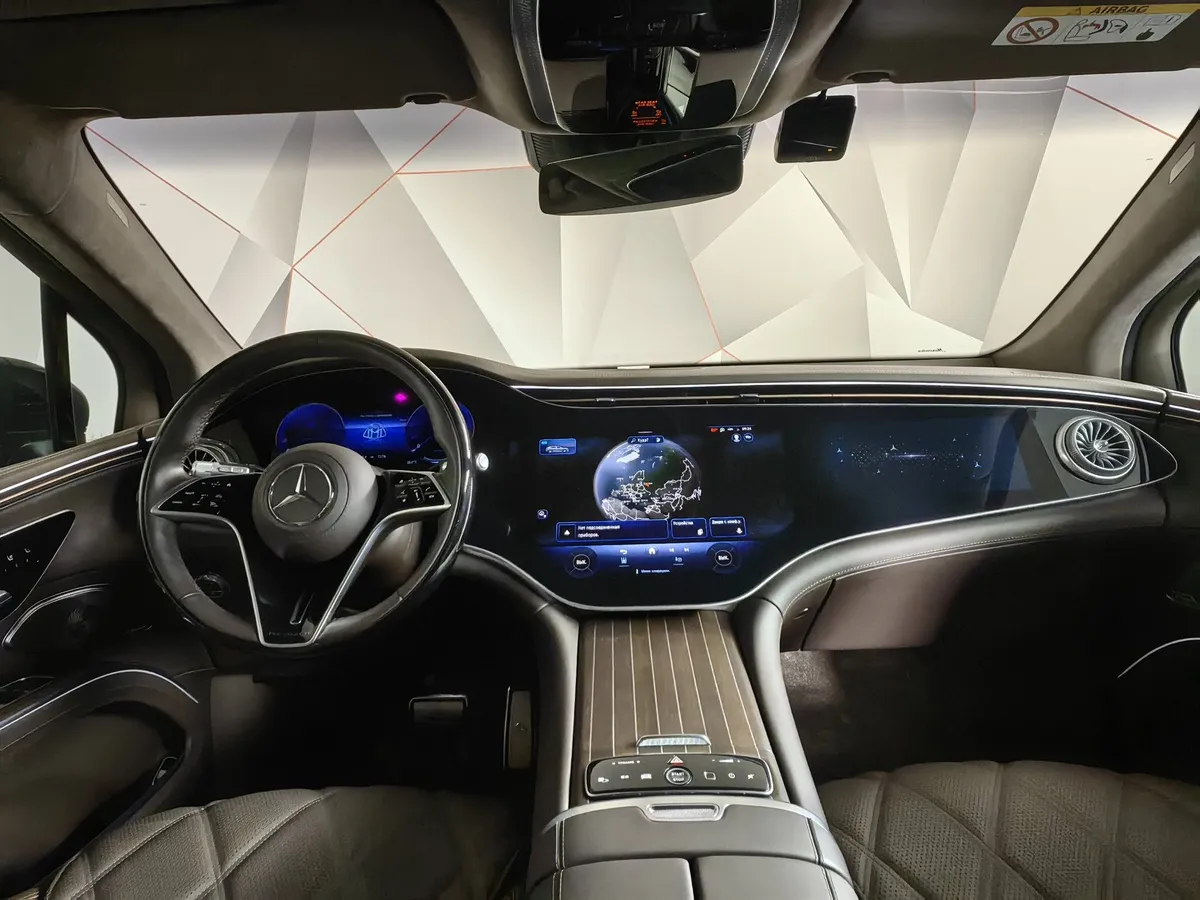Mercedes-Benz Maybach EQS SUV 680 AT AWD (251 л.с.) Черный в АВИЛОН. Слайд №13