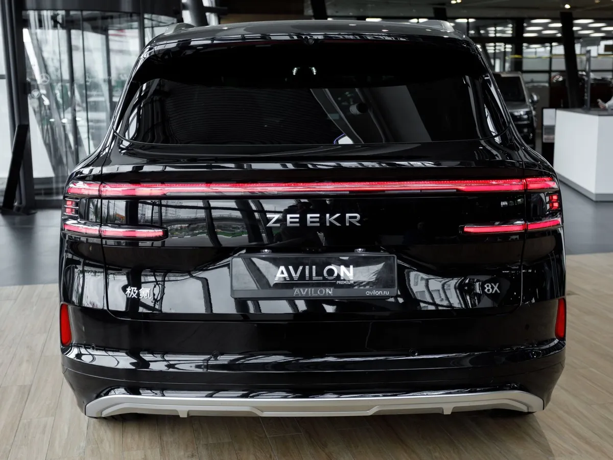 Zeekr 8X 2.0h AT 4WD (898 л.с.) Ultra+ Черный в АВИЛОН. Слайд №5