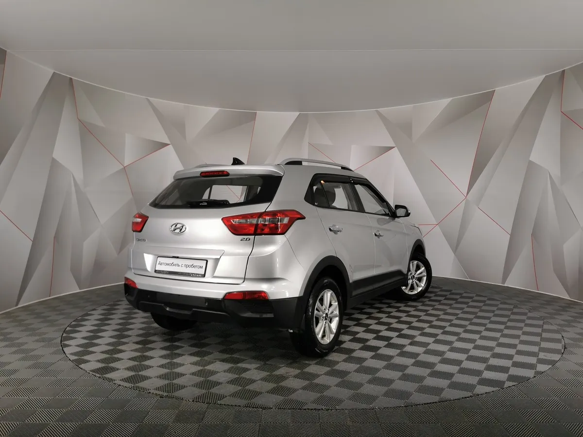 Hyundai Creta 2.0 AT (149 л.с.) Comfort Серебристый в АВИЛОН. Слайд №2