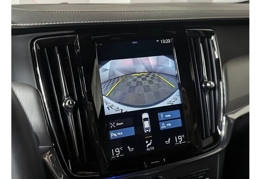 Volvo S90 2.0 T5 Drive-E AT (249 л.с.) R-Design Черный в АВИЛОН. Слайд №21