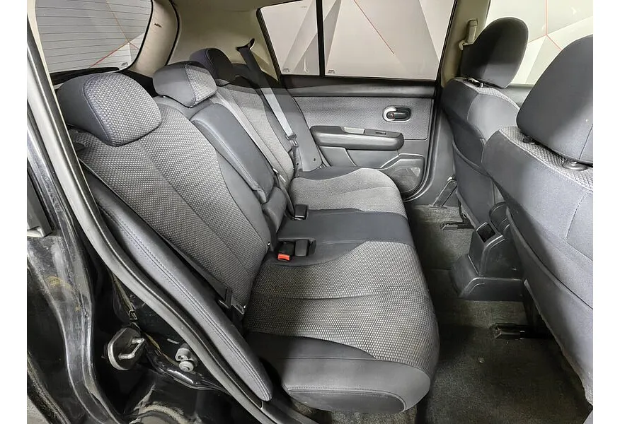 Nissan Tiida 1.6 AT (110 л.с.) Черный в АВИЛОН. Слайд №14