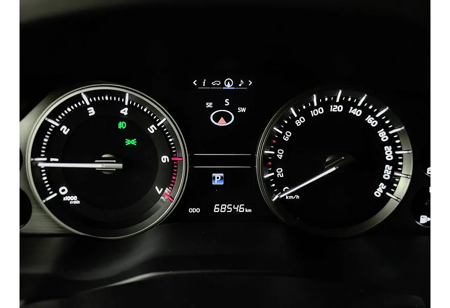 АВИЛОН - Toyota Land Cruiser 4.6 AT 4WD (5 мест) (309 л.с.) Белый - slide 18