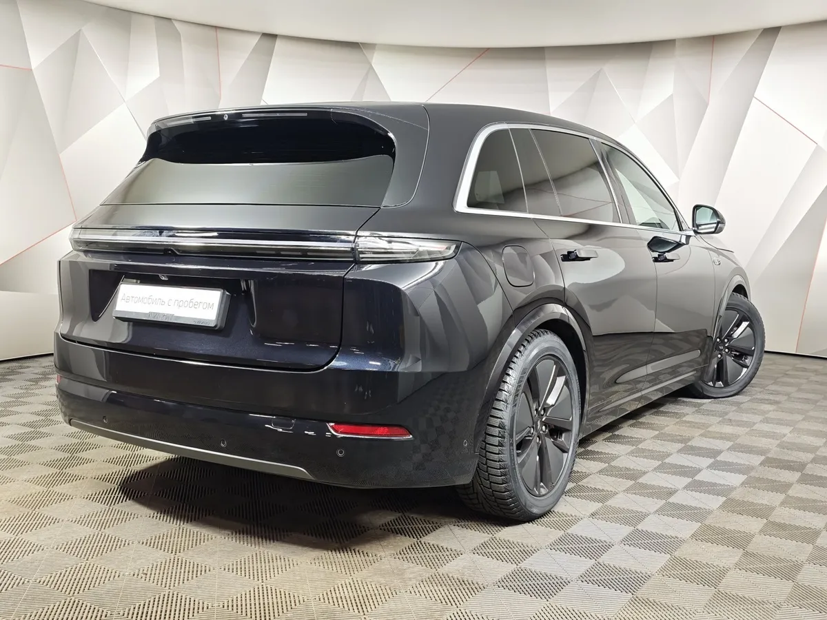 Li Auto L7 1.5 AT 4WD (449 л.с.) Max Черный в АВИЛОН. Слайд №2