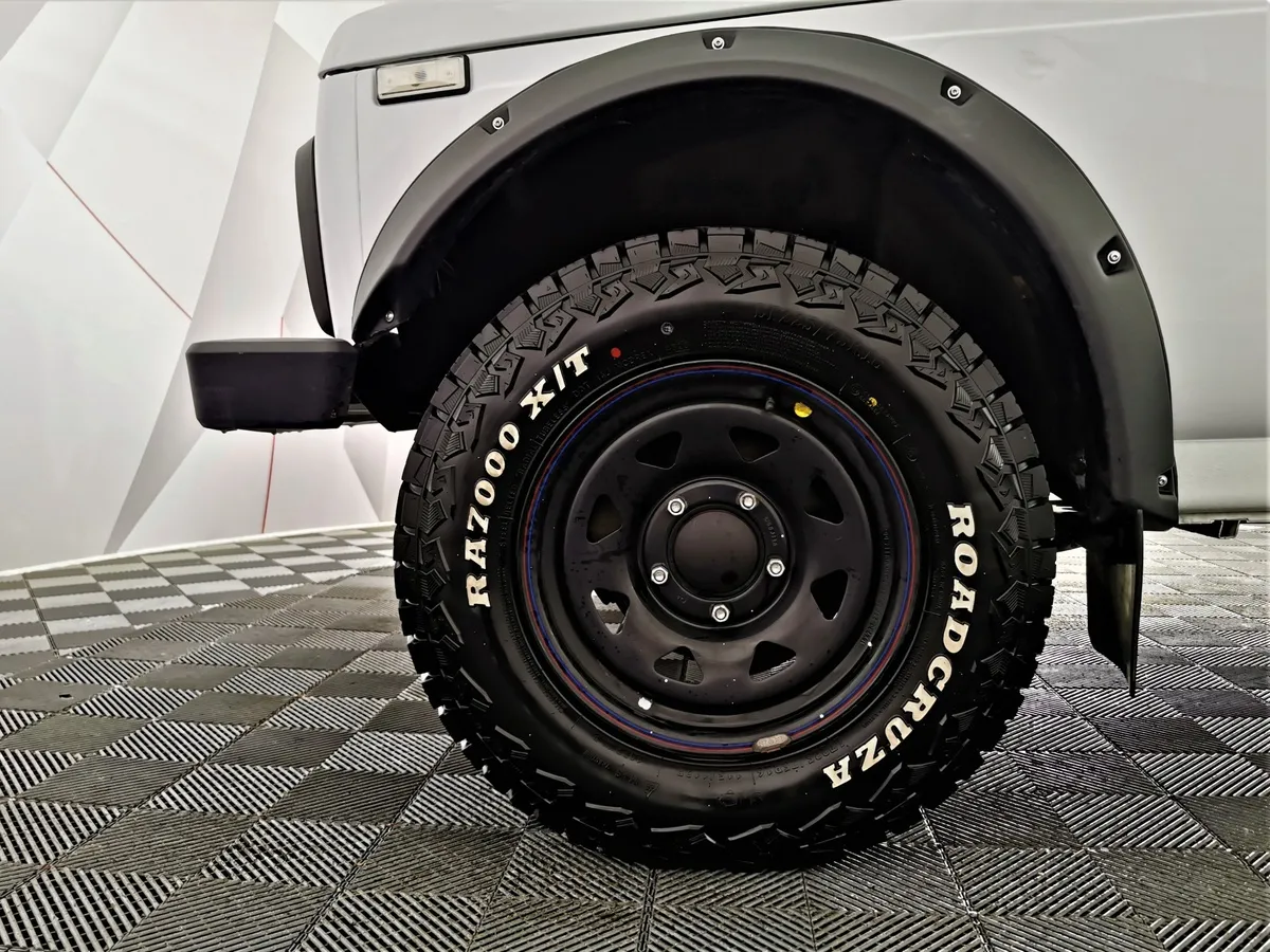 ВАЗ (Lada) 4x4 1.7 MT 8 кл. (Евро-4) (83 л.с.) Белый в АВИЛОН. Слайд №9