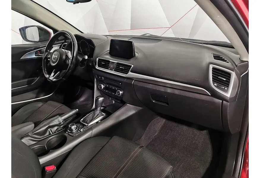 Mazda 3 1.5 AT (120 л.с.) Красный в АВИЛОН. Слайд №12