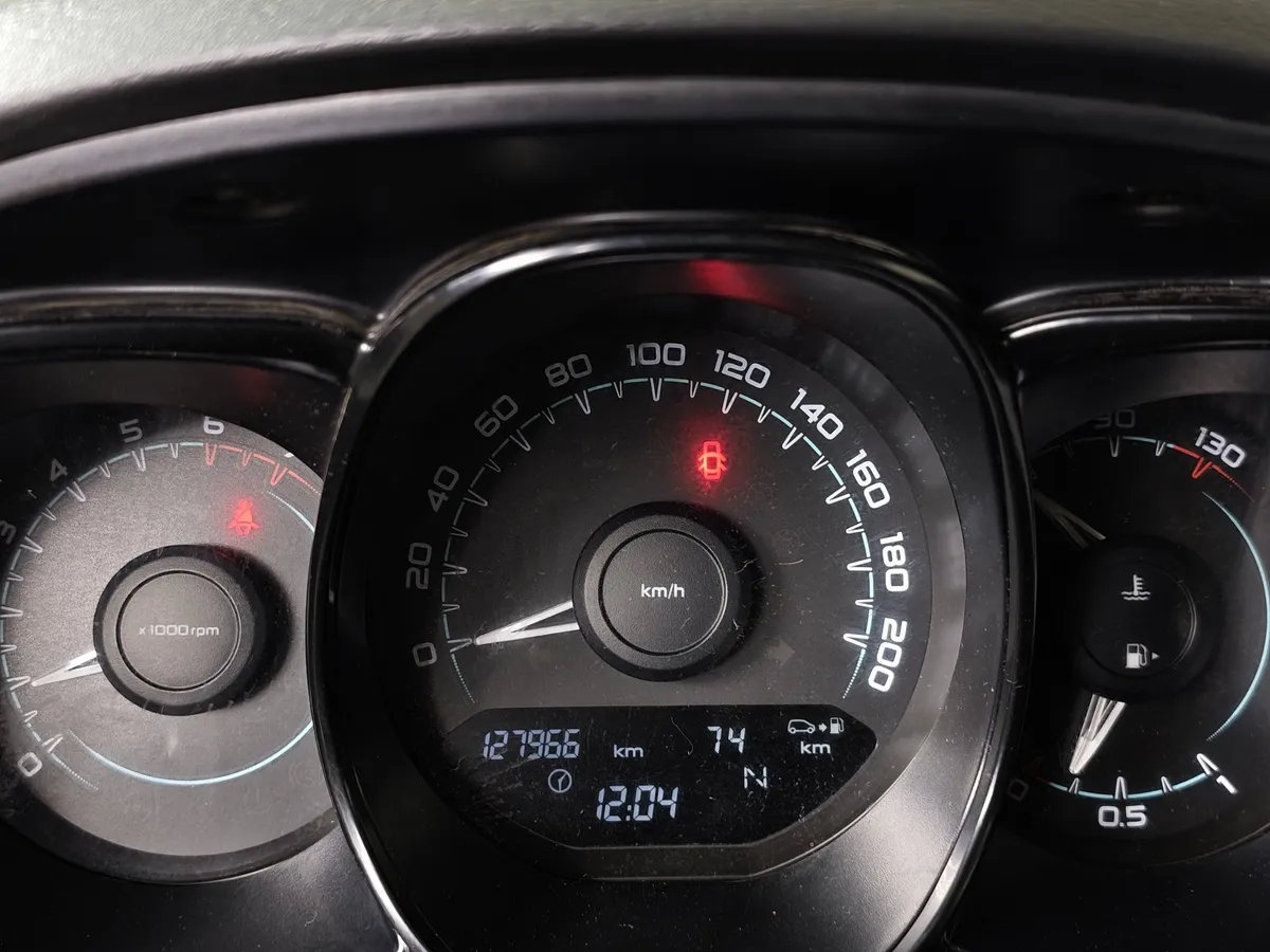 ВАЗ (Lada) Vesta 1.6 AMT (106 л.с.) Серый в АВИЛОН. Слайд №18