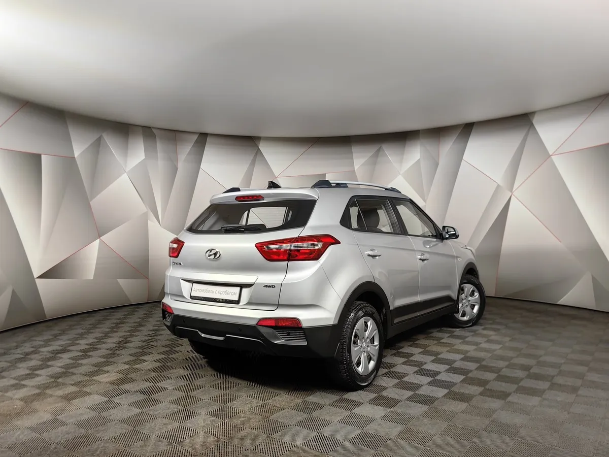 Hyundai Creta 1.6 AT AWD (121 л.с.) Active + Light + Winter Серебристый в АВИЛОН. Слайд №2