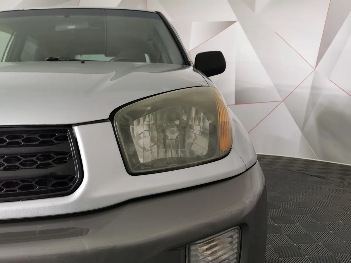 Toyota RAV4 2.0 AT AWD (150 л.с.) Серебристый в АВИЛОН. Слайд №10
