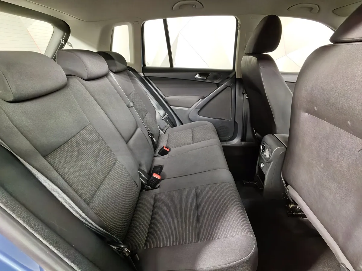 Volkswagen Tiguan 2.0 TSI 4Motion AT (170 л.с.) Sport & Style Синий в АВИЛОН. Слайд №16