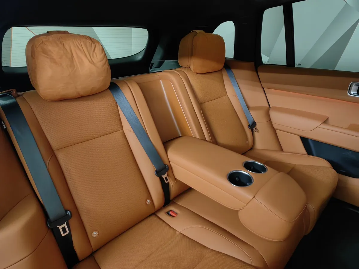 Li Auto L7 1.5 AT 4WD (449 л.с.) Max Белый в АВИЛОН. Слайд №16