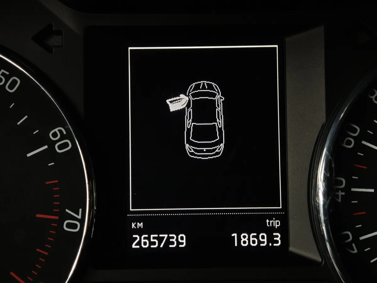 Skoda Octavia 1.8 TSI DSG (180 л.с.) Черный в АВИЛОН. Слайд №17