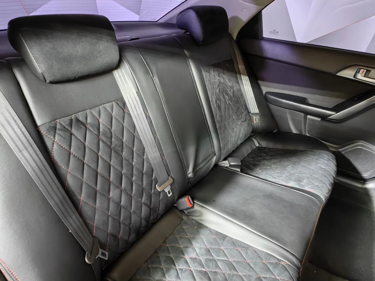 Kia Cerato 1.6 AT (126 л.с.) Красный в АВИЛОН. Слайд №17