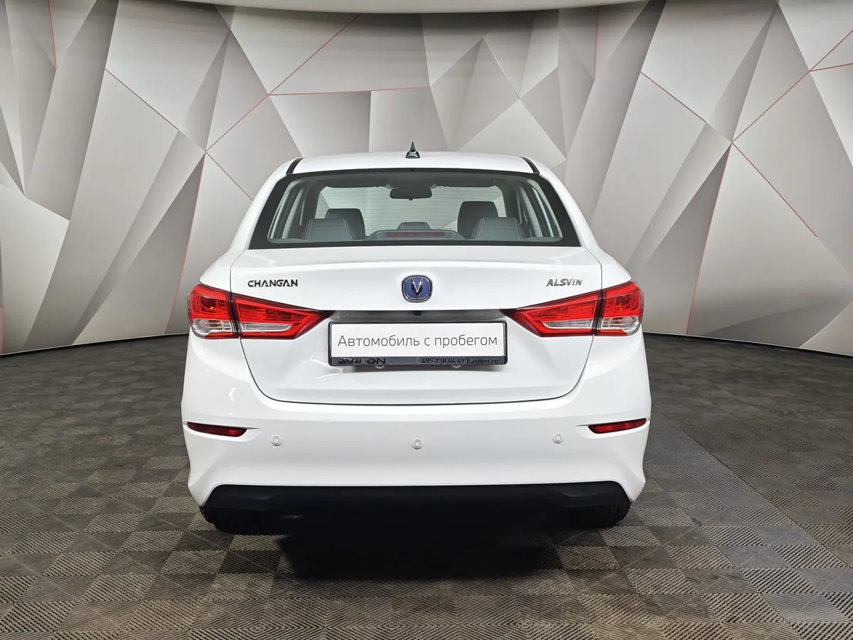 Changan Alsvin 1.5 DSG 2WD (107 л.с.) Tech Белый в АВИЛОН. Слайд №8