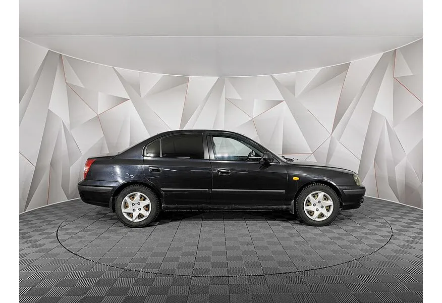 Hyundai Elantra 1.6 MT (105 л.с.) Черный в АВИЛОН. Слайд №6