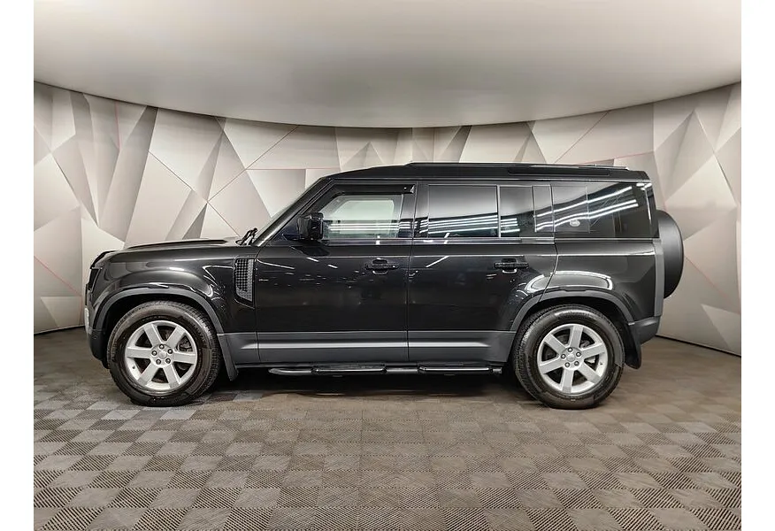 АВИЛОН - Land Rover Defender 2.0 TD AT (200 л.с.) S Черный - slide 2