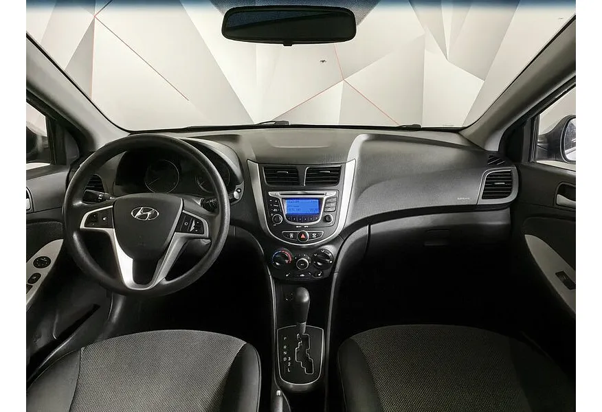 Hyundai Solaris 1.4 AT (107 л.с.) Style Серебристый в АВИЛОН. Слайд №13