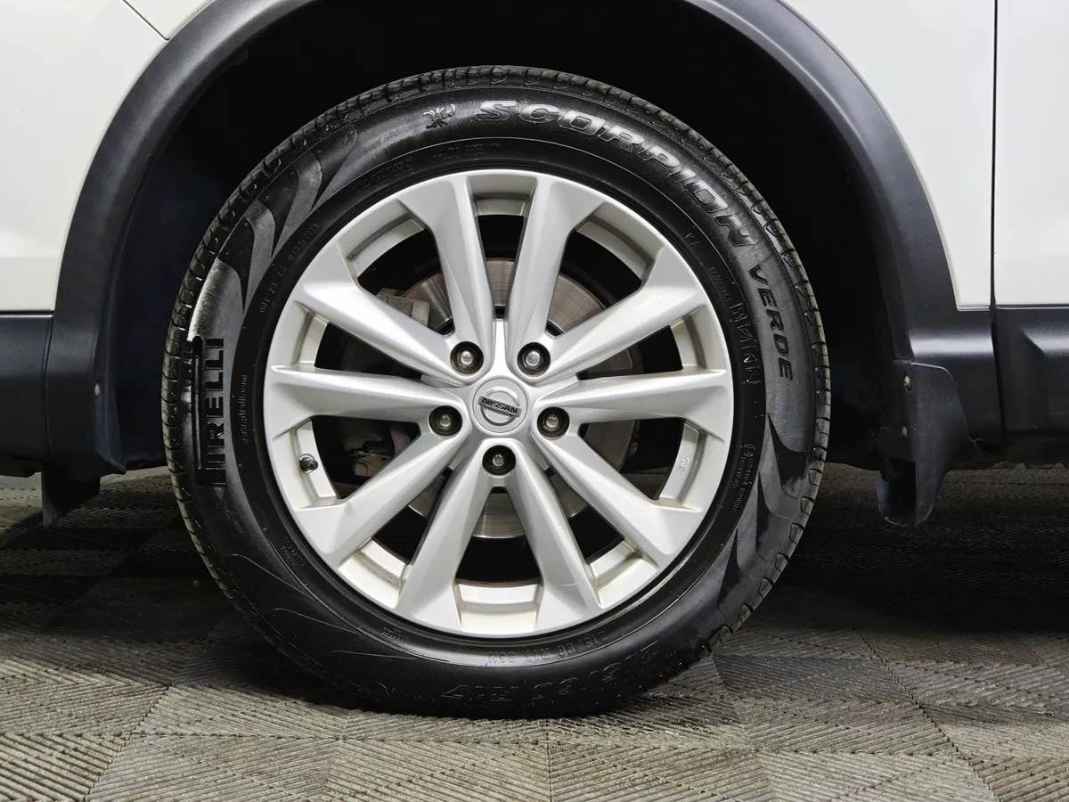 Nissan Qashqai 2.0 MT AWD (141 л.с.) 360 (D---G) Белый в АВИЛОН. Слайд №9
