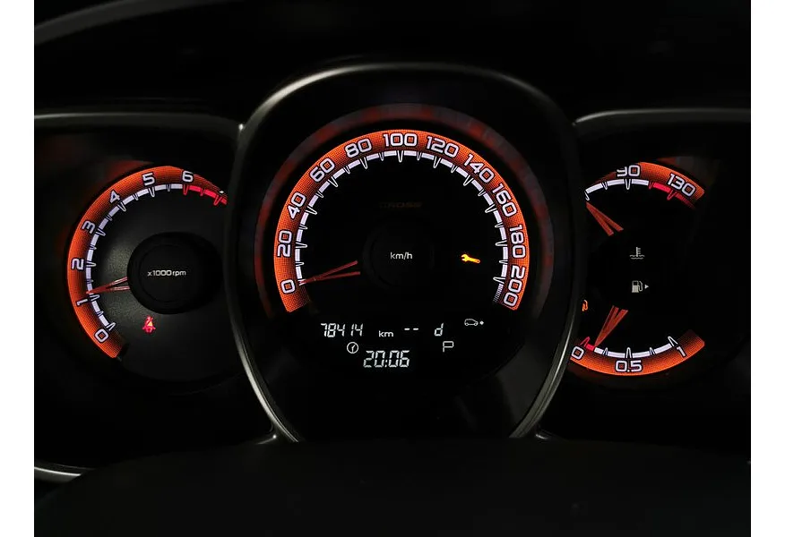 ВАЗ (Lada) Vesta 1.6 CVT (113 л.с.) Белый в АВИЛОН. Слайд №17