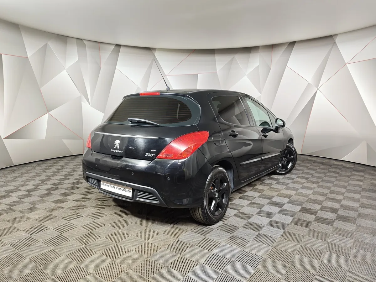Peugeot 308 1.6 VTi AT (120 л.с.) Черный в АВИЛОН. Слайд №2