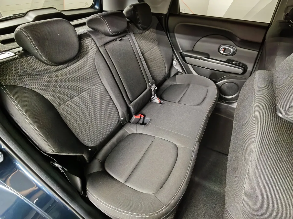 Kia Soul 1.6 GDI AT (132 л.с.) Classic Голубой в АВИЛОН. Слайд №17