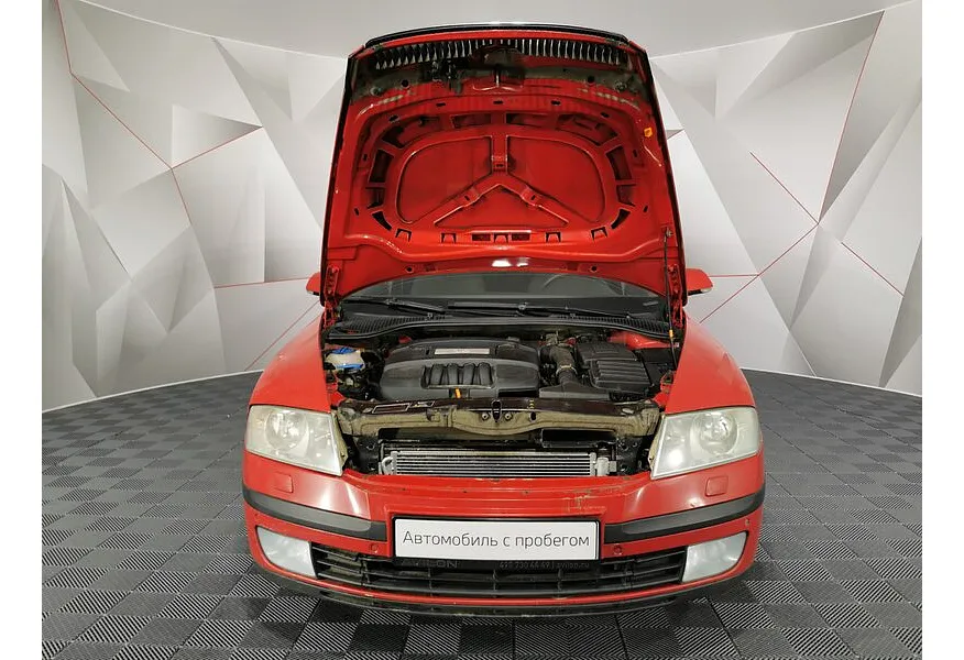 Skoda Octavia 1.6 Tiptronic (102 л.с.) Красный в АВИЛОН. Слайд №11