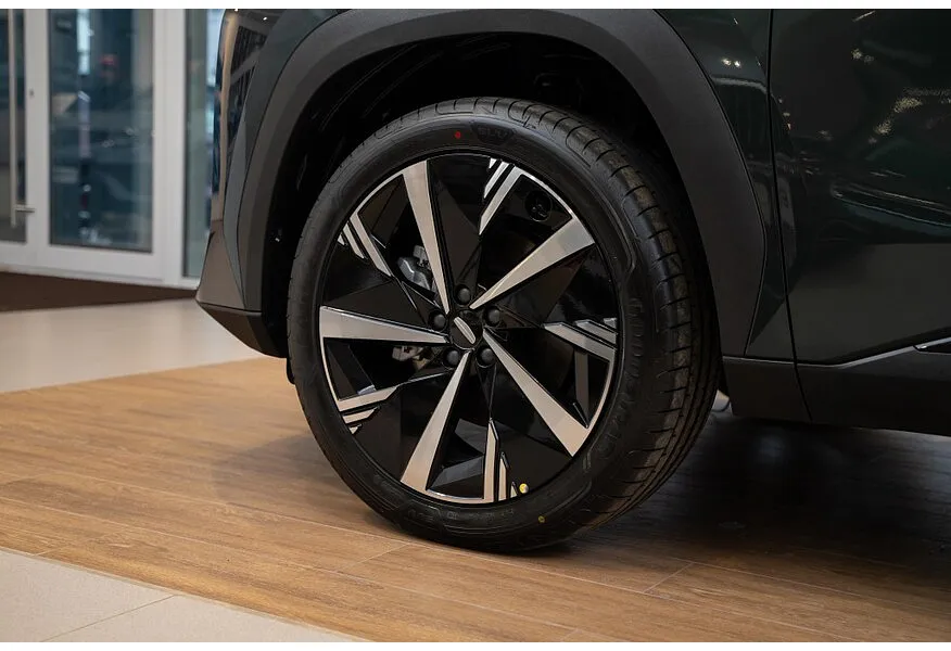 Geely Atlas 2.0T 7DCT 4WD (200 л.с.) Flagship Sport Зеленый в АВИЛОН. Слайд №14