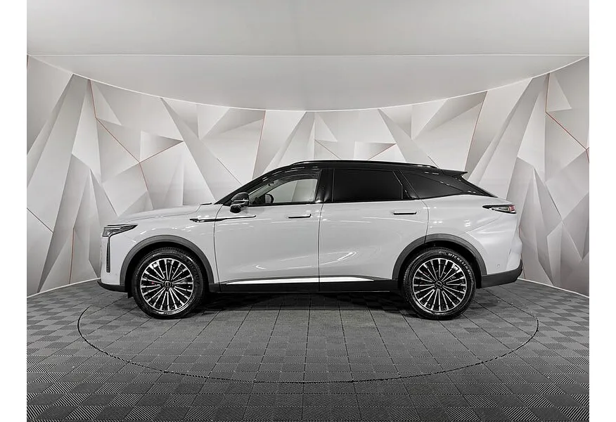 EXEED RX 2.0T 8AT 4WD (249 л.с.) Flagship Серый в АВИЛОН. Слайд №5