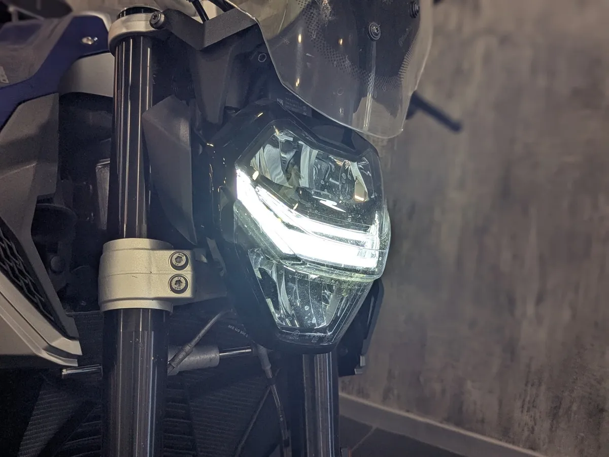 BMW Motorrad F 900 R F 900 R 895 см³ 895 Синий в АВИЛОН. Слайд №11