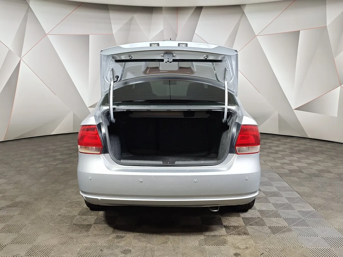 Volkswagen Polo 1.6 Tiptronic (105 л.с.) Comfortline Серебристый в АВИЛОН. Слайд №11