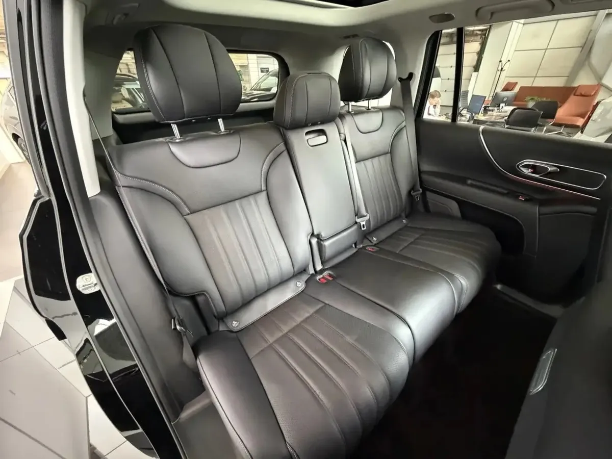 GAC S9 1.5h DHT 4WD (340 л.с.) Эс Икс Премиум Черный в АВИЛОН. Слайд №3