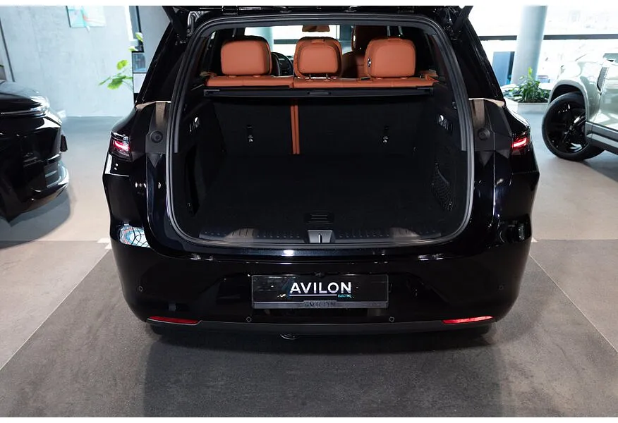 Li Auto L6 1.5 AT 4WD (150 л.с.) Pro Черный в АВИЛОН. Слайд №21