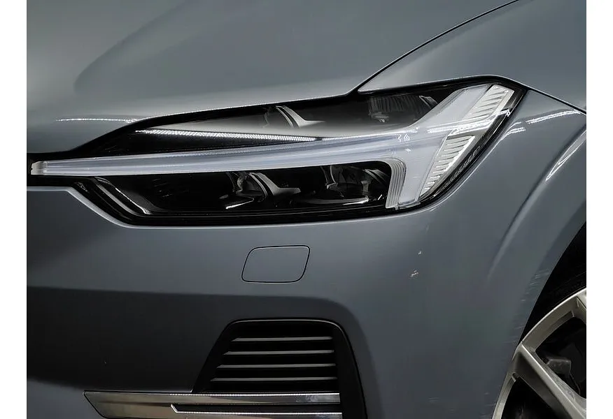 Volvo XC60 2.0 T5 AT AWD (249 л.с.) Inscription Серый в АВИЛОН. Слайд №10