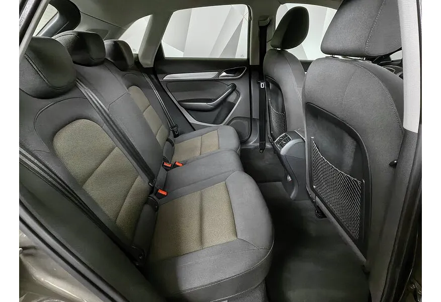 Audi Q3 2.0 TFSI quattro S tronic (170 л.с.) Коричневый в АВИЛОН. Слайд №16