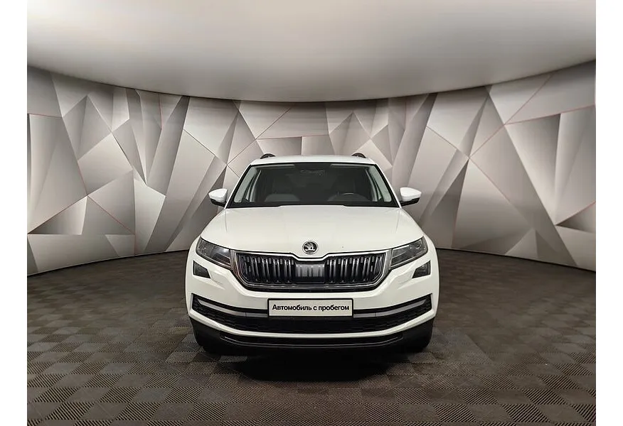 АВИЛОН - Skoda Kodiaq 1.4 TSI DSG 4X4 (150 л.с.) Белый - slide 4
