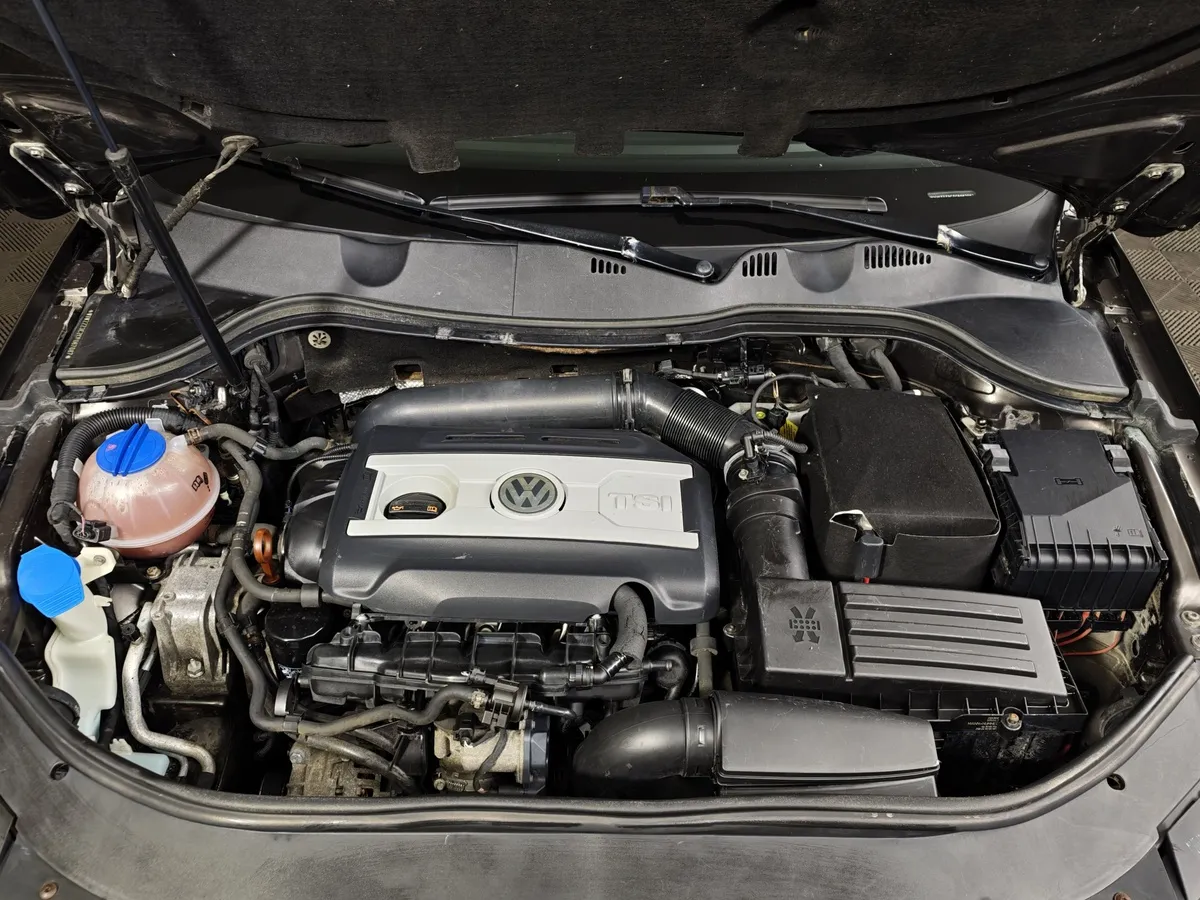 Volkswagen Passat 1.8 TSI MT (152 л.с.) Trendline Коричневый в АВИЛОН. Слайд №11