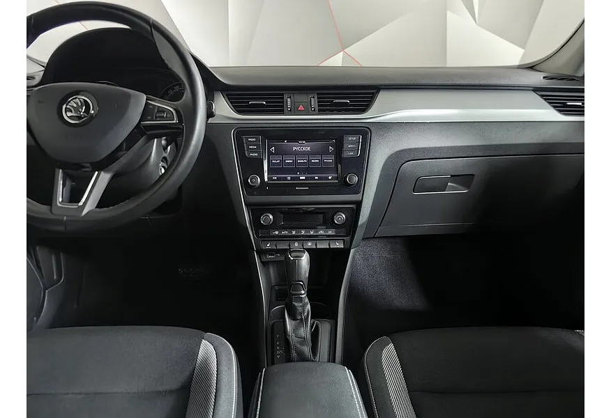 Skoda Rapid 1.6 AT (110 л.с.) Active Белый в АВИЛОН. Слайд №14