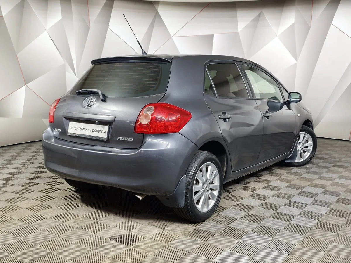 Toyota Auris 1.6 MMT (124 л.с.) Серый в АВИЛОН. Слайд №2