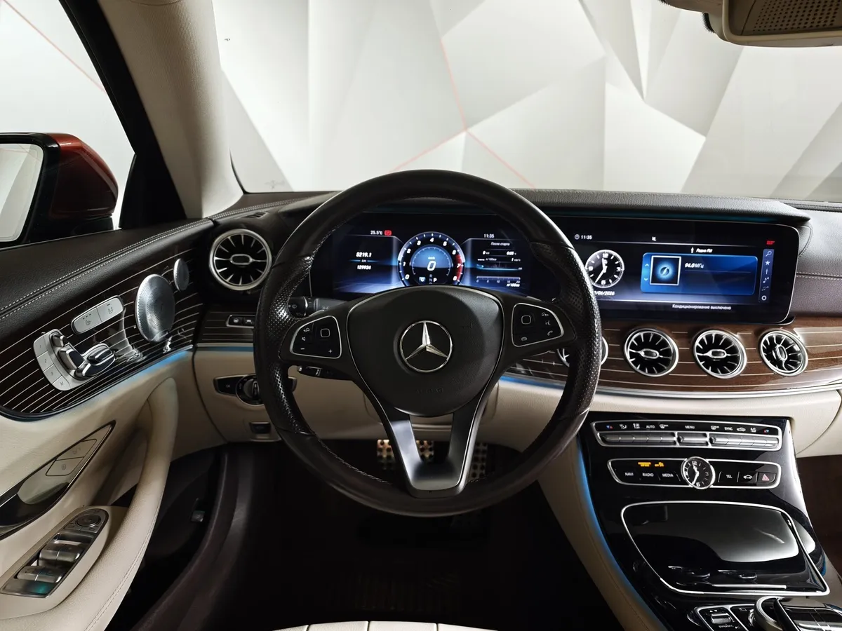 Mercedes-Benz E-Класс E 200 4MATIC G-TRONIC (184 л.с.) Sport Красный в АВИЛОН. Слайд №18