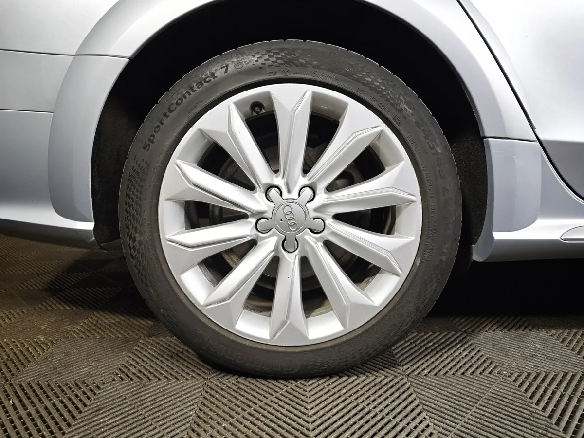 Audi A4 2.0 TFSI S tronic quattro (225 л.с.) Серебристый в АВИЛОН. Слайд №9