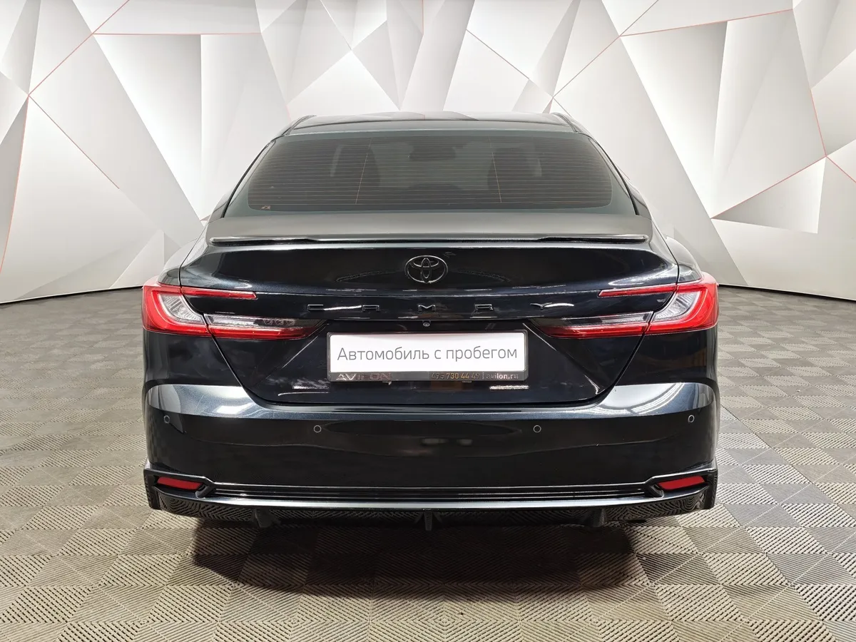 Toyota Camry 2.0 AT (173 л.с.) Sport Черный в АВИЛОН. Слайд №8