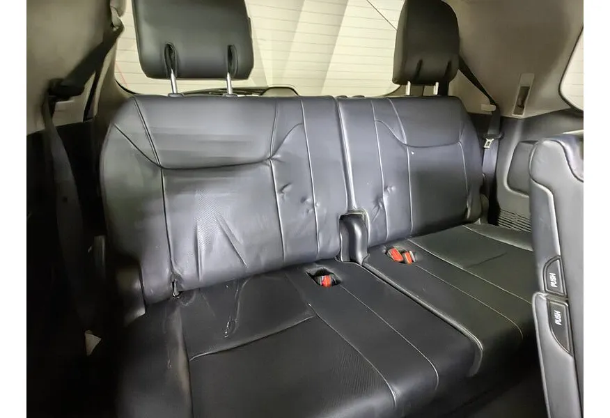 Lexus LX 570 AT (367 л.с.) Черный в АВИЛОН. Слайд №23