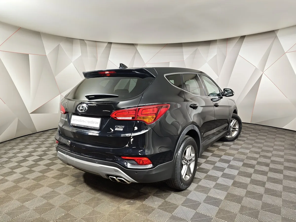 Hyundai Santa Fe 2.2 CRDI AT AWD (200 л.с.) Comfort Черный в АВИЛОН. Слайд №2