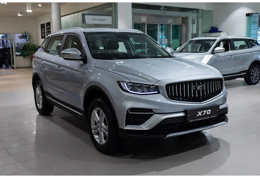 Belgee X70 1.5 AT 2WD (150 л.с.) Style Серебристый в АВИЛОН. Слайд №2