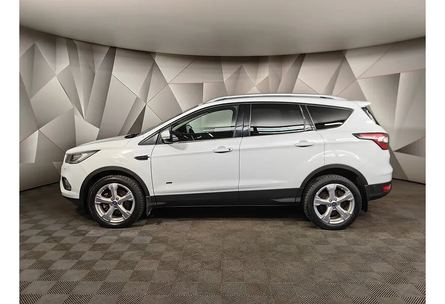 Ford Kuga 1.5 EcoBoost AT AWD (182 л.с.) Titanium Plus Белый в АВИЛОН. Слайд №5