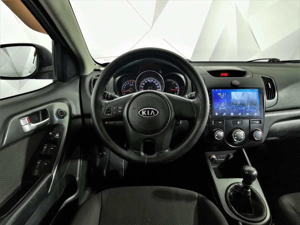 Kia Cerato 1.6 MT (126 л.с.) Comfort Серый в АВИЛОН. Слайд №18