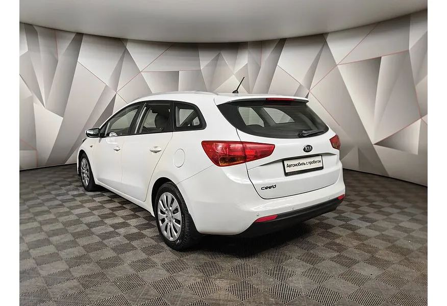 Kia Ceed 1.6 MT (129 л.с.) Comfort Белый в АВИЛОН. Слайд №4