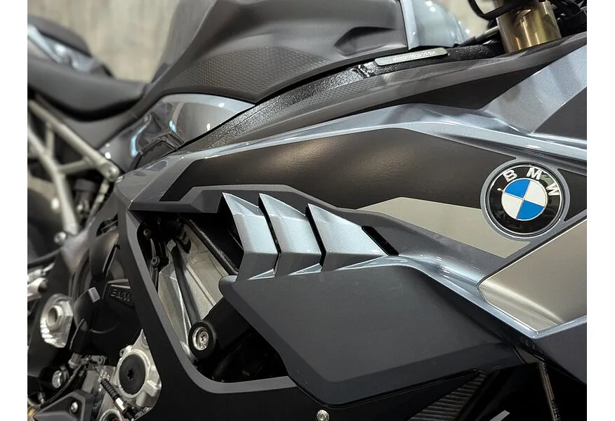BMW Motorrad S 1000 RR S 1000 RR 999 см³ (207) 999 Серый в АВИЛОН. Слайд №6