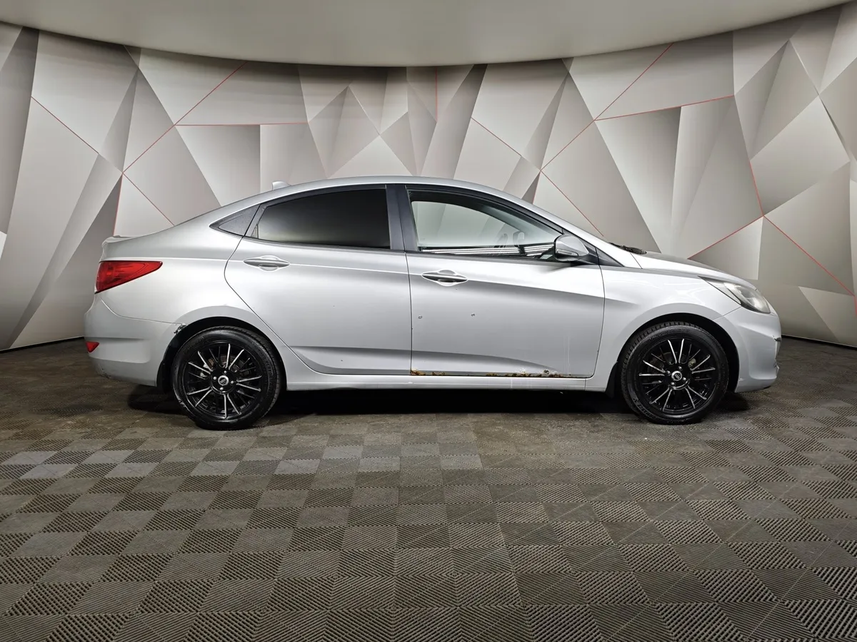 Hyundai Solaris 1.6 AT (123 л.с.) Special Edition Серый в АВИЛОН. Слайд №6