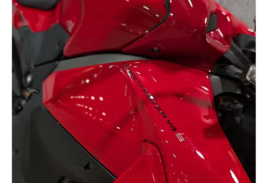 АВИЛОН - Ducati Streetfighter V4 1103 Красный - slide 5